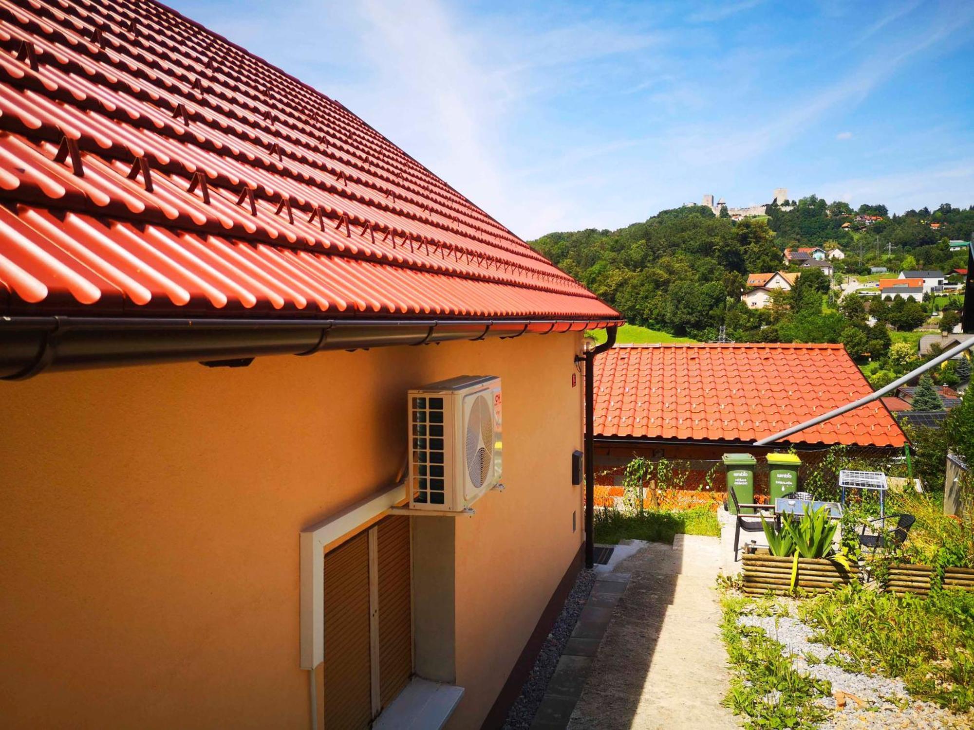 Small House In Τσέλιε Εξωτερικό φωτογραφία