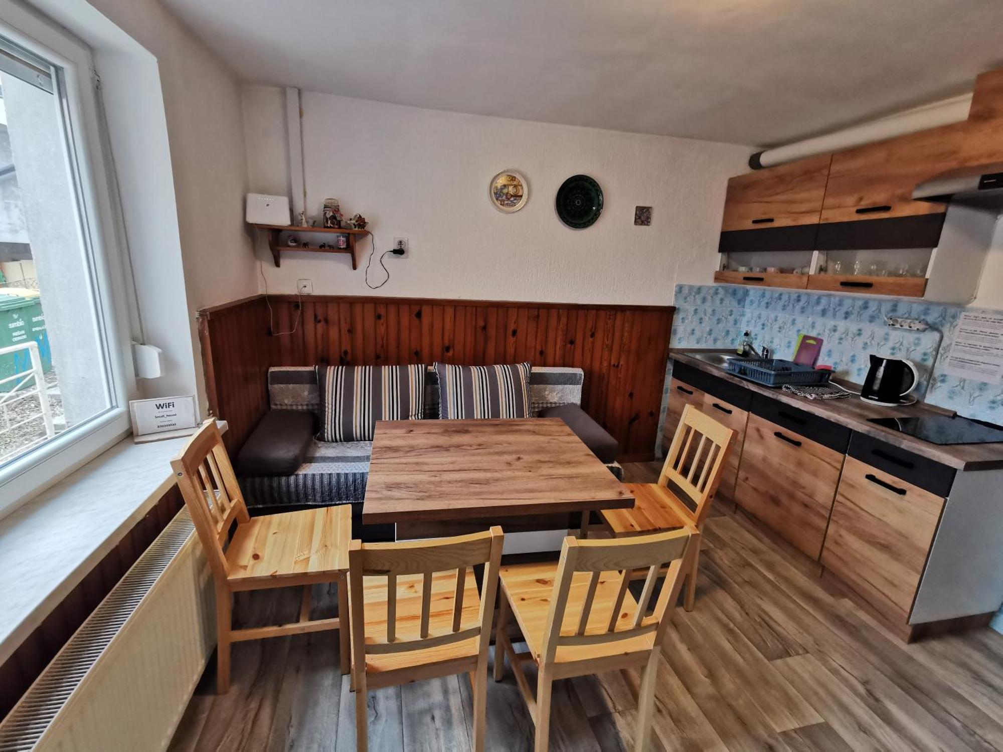 Small House In Τσέλιε Εξωτερικό φωτογραφία